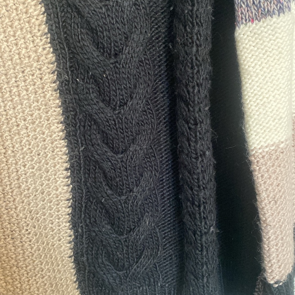 LOFT Block Color Sweater - Picture 4 of 5
